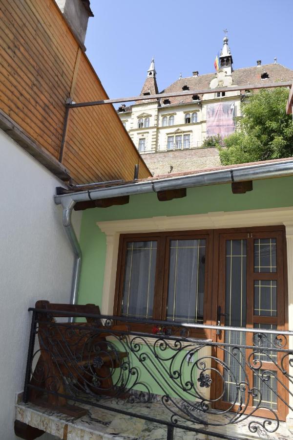 Pensiunea Nobil Medieval Sighisoara Exterior photo