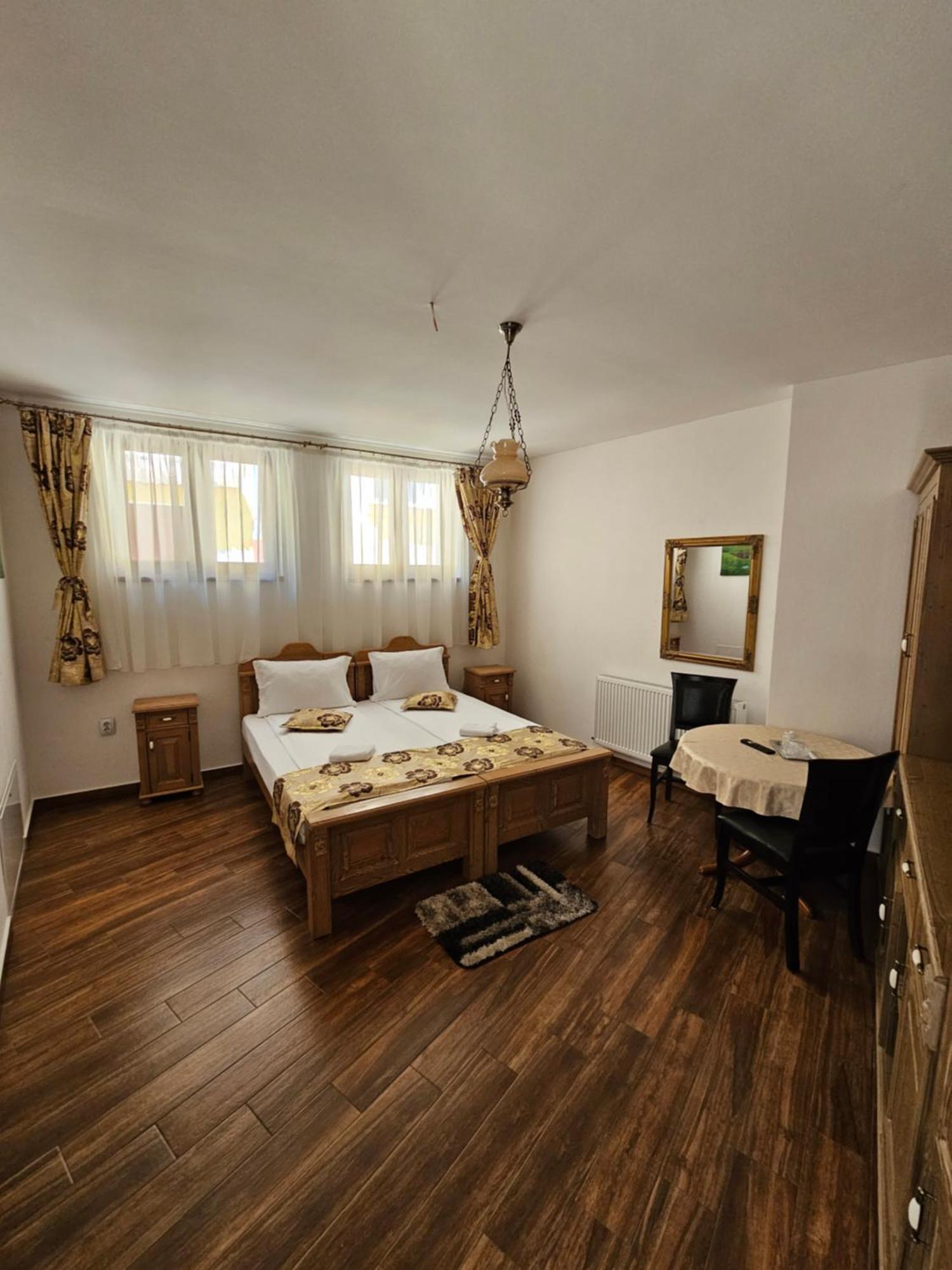 Pensiunea Nobil Medieval Sighisoara Room photo